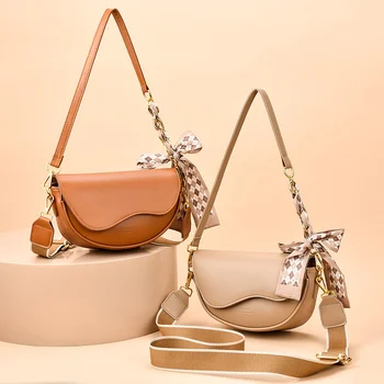 Маленькая роскошная женская сумка Осень и зима 2022, новая модная седельная сумка подмышками, Корейская простая повседневная сумка через плечо  10